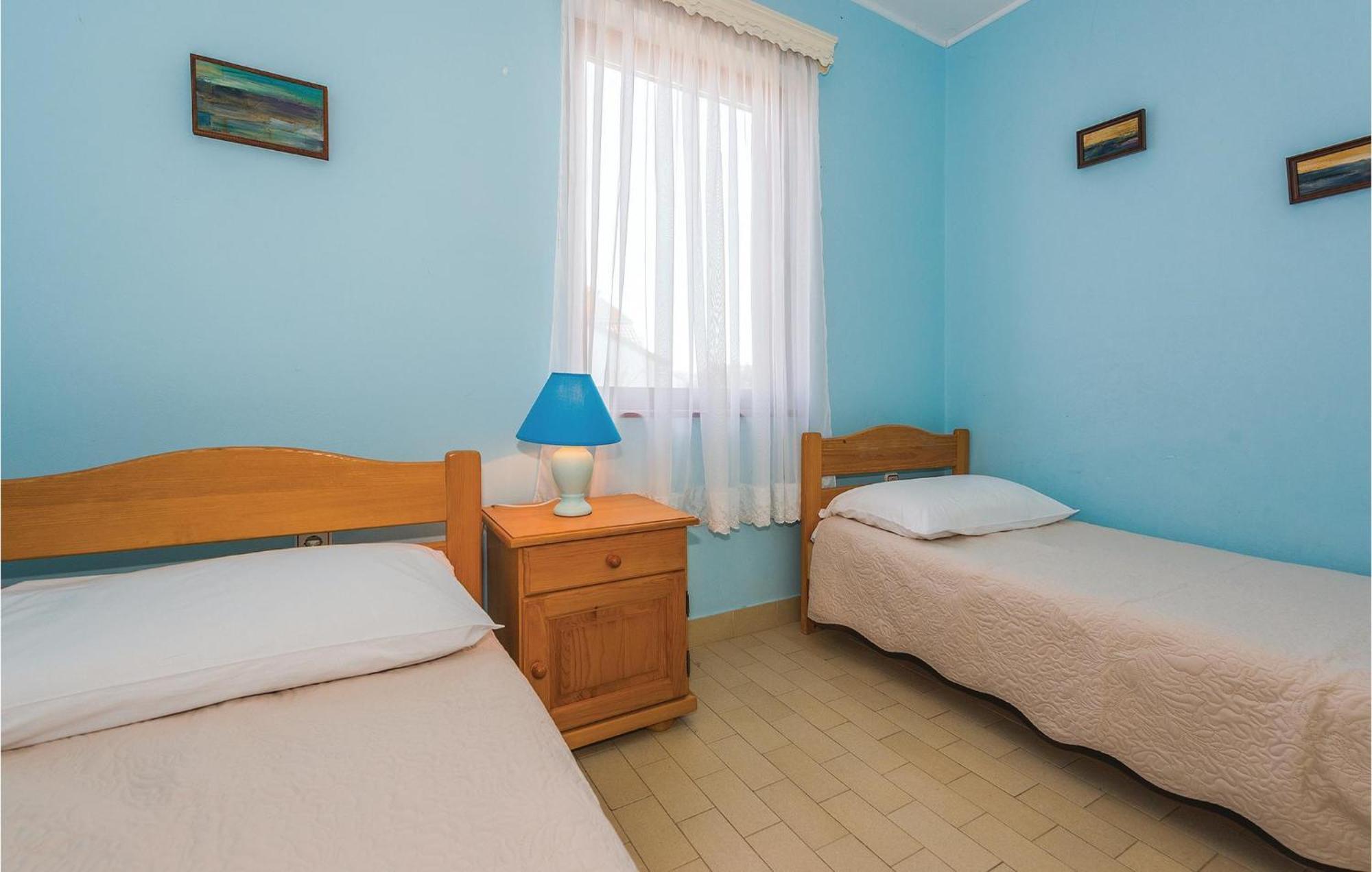 2 Bedroom Amazing Apartment In Rogoznica Rogoznica  Εξωτερικό φωτογραφία
